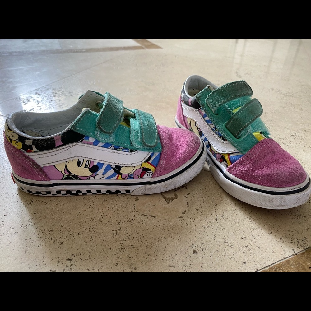 Toddler Vans Mickey Mouse shoes size 8.5
